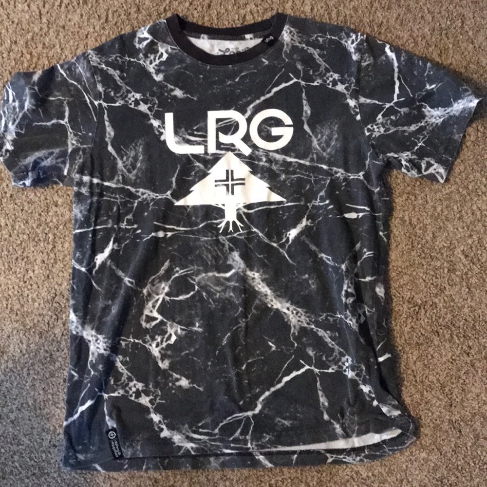 Men’s T-shirt by LRG. Size medium